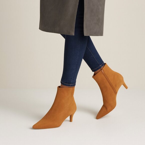 Universal Women's Tan Taylor Kitten Heel Ankle Boots Memory Foam Insole Size 9 - Picture 1 of 4